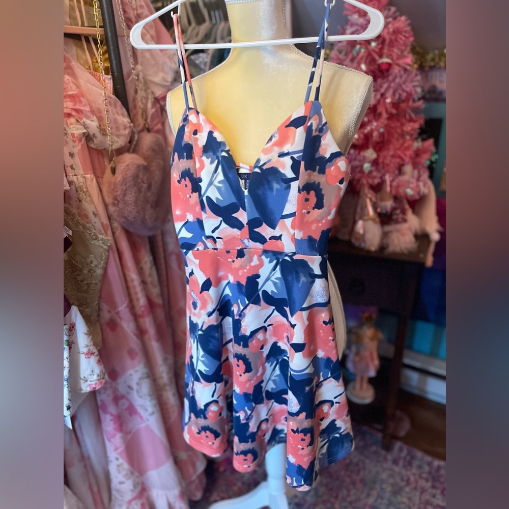 Short floral dress